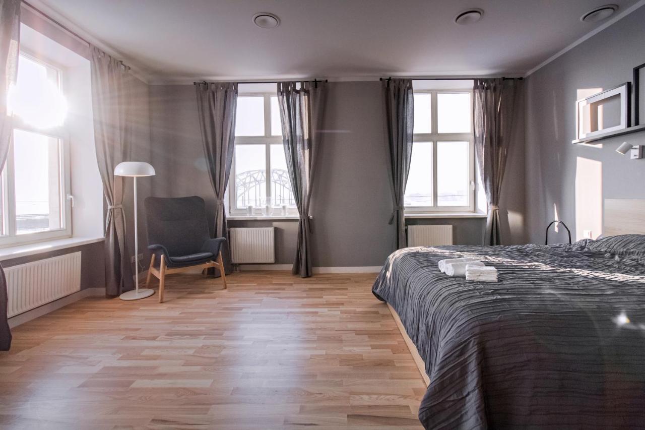 Modern Apartment In Old Riga With A River View Экстерьер фото